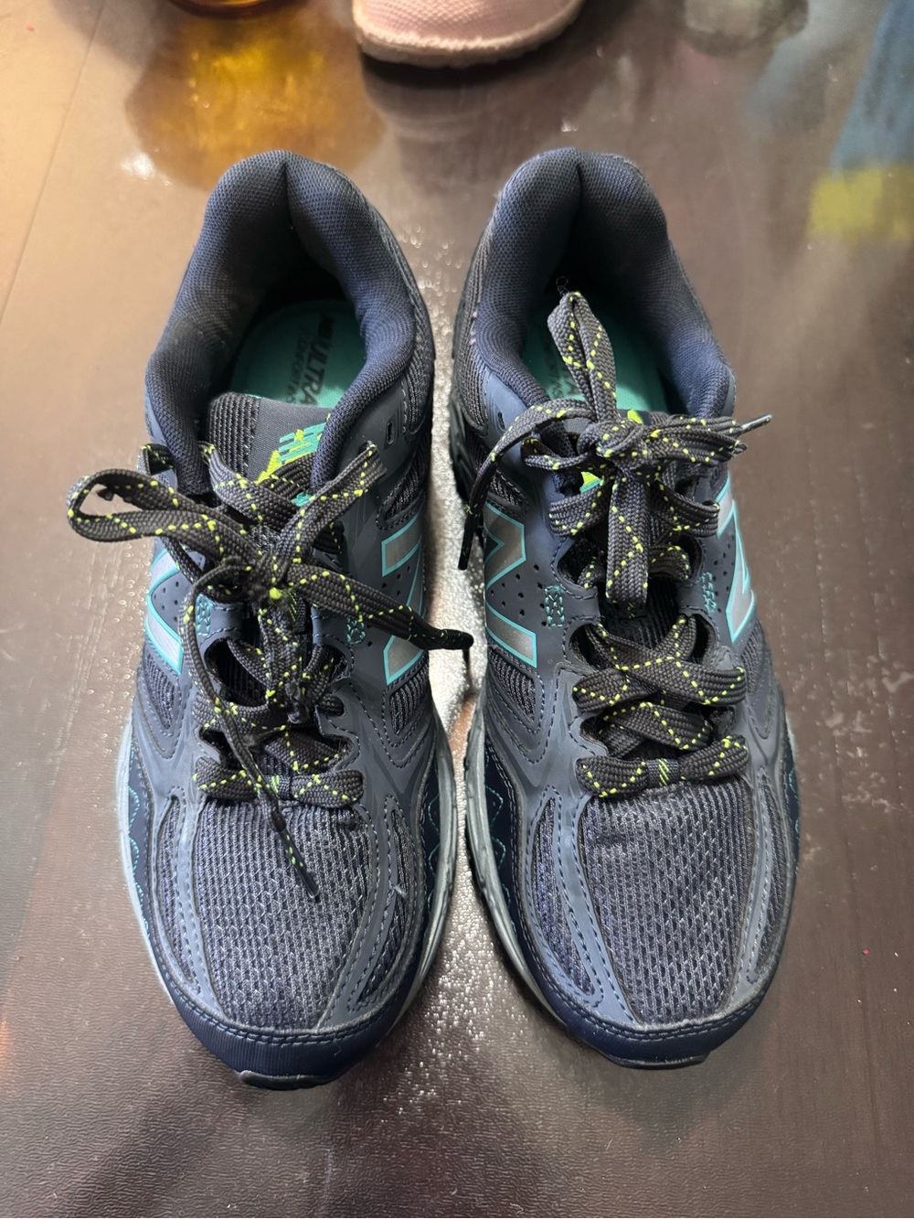 New Balance 510 v3 Womens Trail Running Shoes Black Blue Size 8.5 Outdoor
